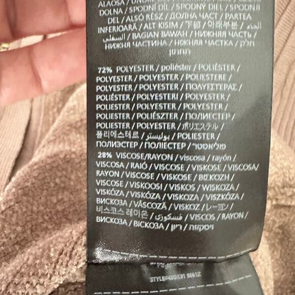 NWTs Marciano by Guess Hermione Chenille Sweater Dress in Beige (4) - Picture 14 of 15